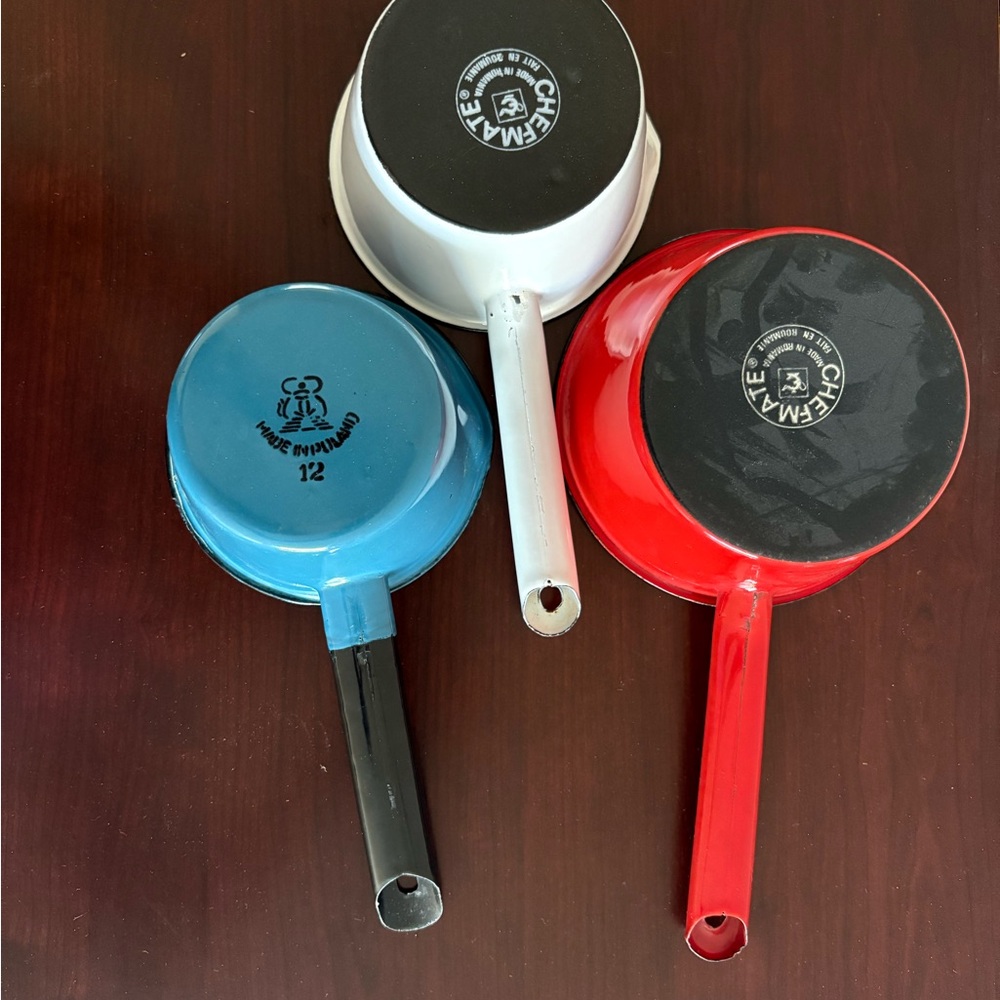 Rustic Farmhouse Kitchen Red, Blue and White Enamel Pots Set for the Kitchen
